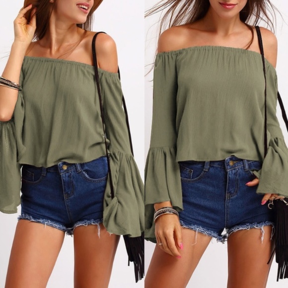 Bells of Ireland BOHO Off-Shoulder Top - Picture 1 of 3
